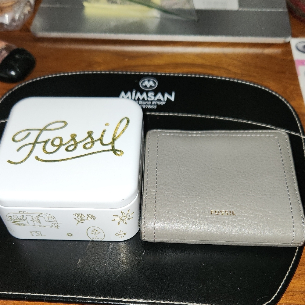 Fossil White and Gold Decorative Tin